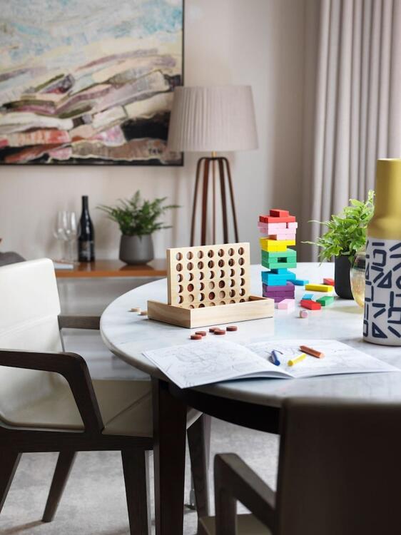 Foto de una habitación de The Athenaeum Hotel &amp;amp; Residences