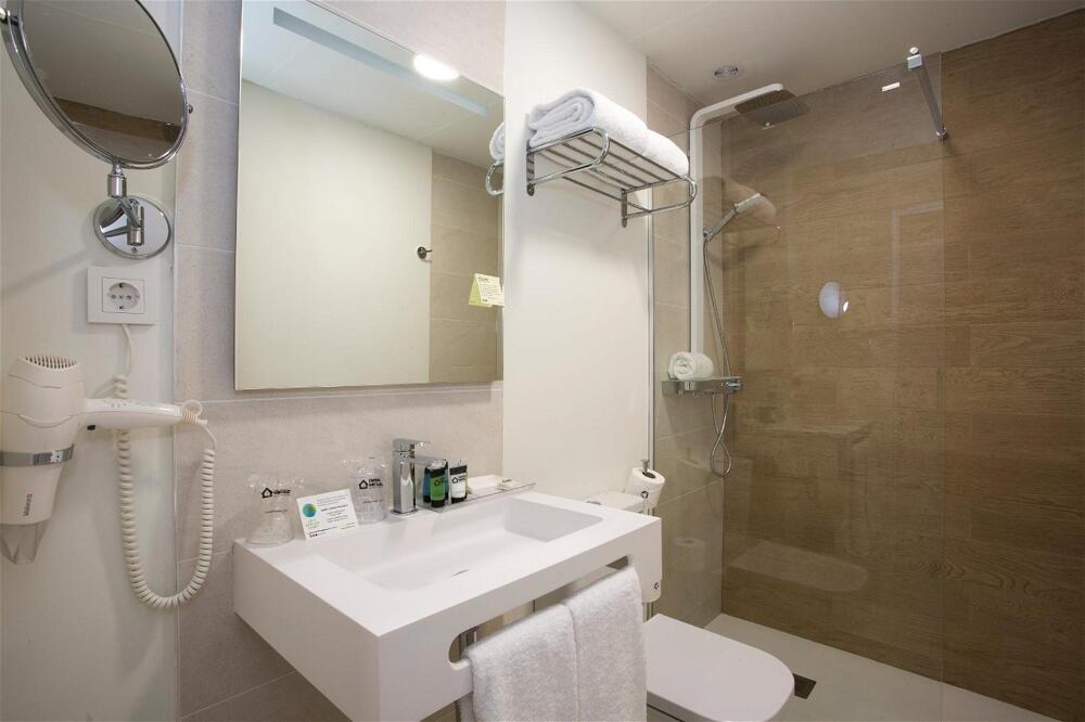 Foto del baño de Hotel Casual Inca Porto