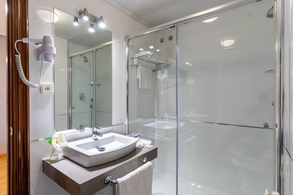 Foto del baño de Hotel Chateau La Roca