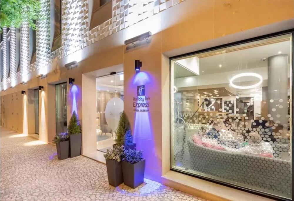 Foto del exterior de Holiday Inn Express - Lisbon - Plaza Saldanha, an IHG Hotel
