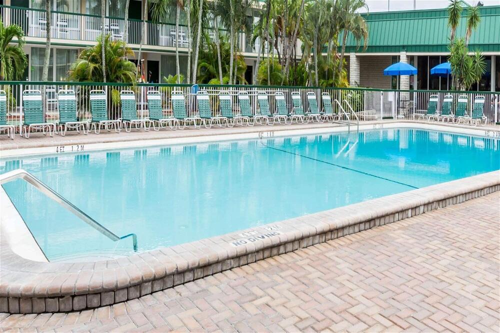 Foto de los servicios de Hotel Wyndham Garden Fort Myers Beach