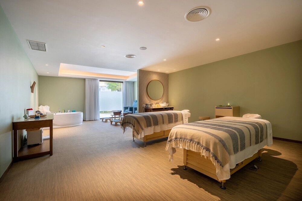 Foto de los servicios de Hotel Secrets St. Martin Resort &amp;amp; Spa