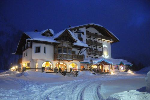Foto del exterior de Hotel Cristallo