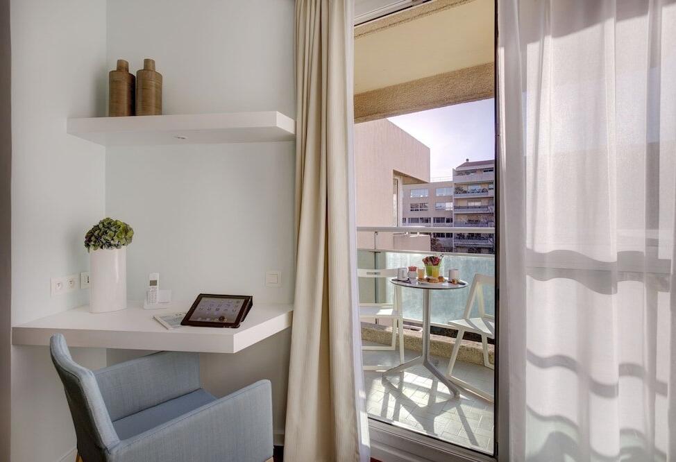 Foto de una habitación de Aparthotel Citadines Castellane Marseille