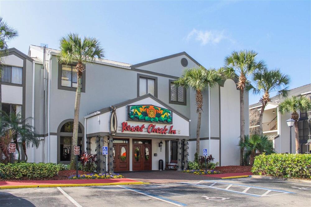 Foto del exterior de Hotel Parkway International Resort
