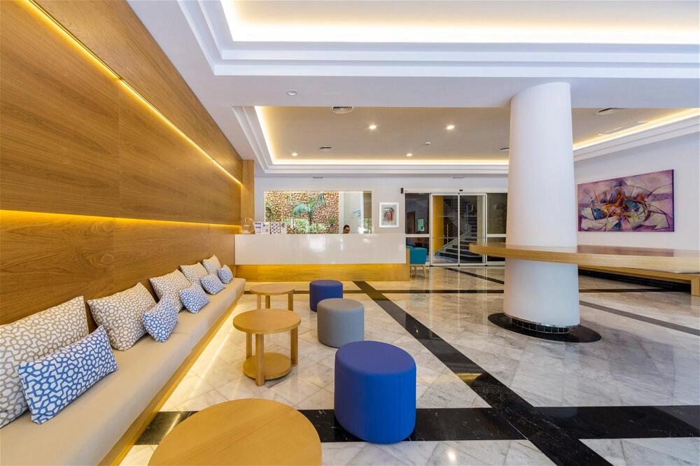 Foto de las zonas nobles de Aparthotel Comitas Floramar