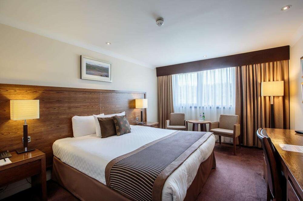 Foto de una habitación de The Aberdeen Altens Hotel