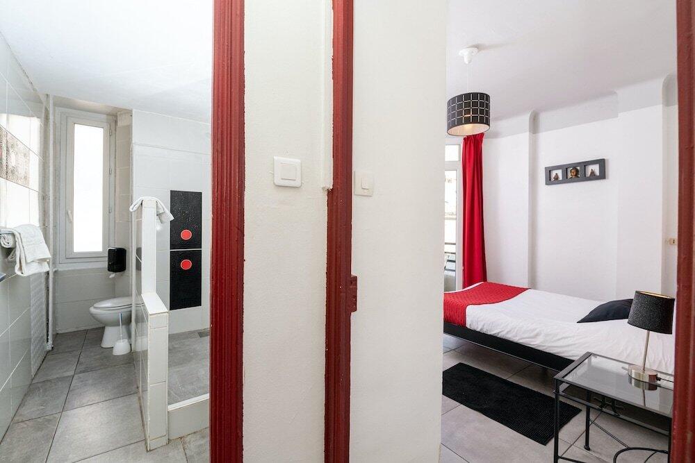 Foto de una habitación de Celenya Hôtel