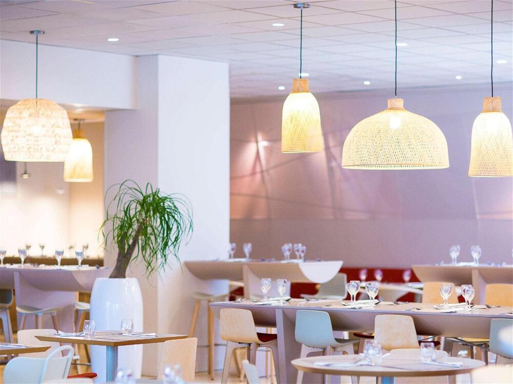 Foto de restauración de Hotel ibis Styles Toulon Centre Port