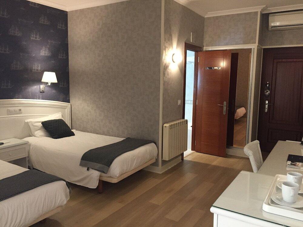 Foto de una habitación de Las Rocas Playa Hotel