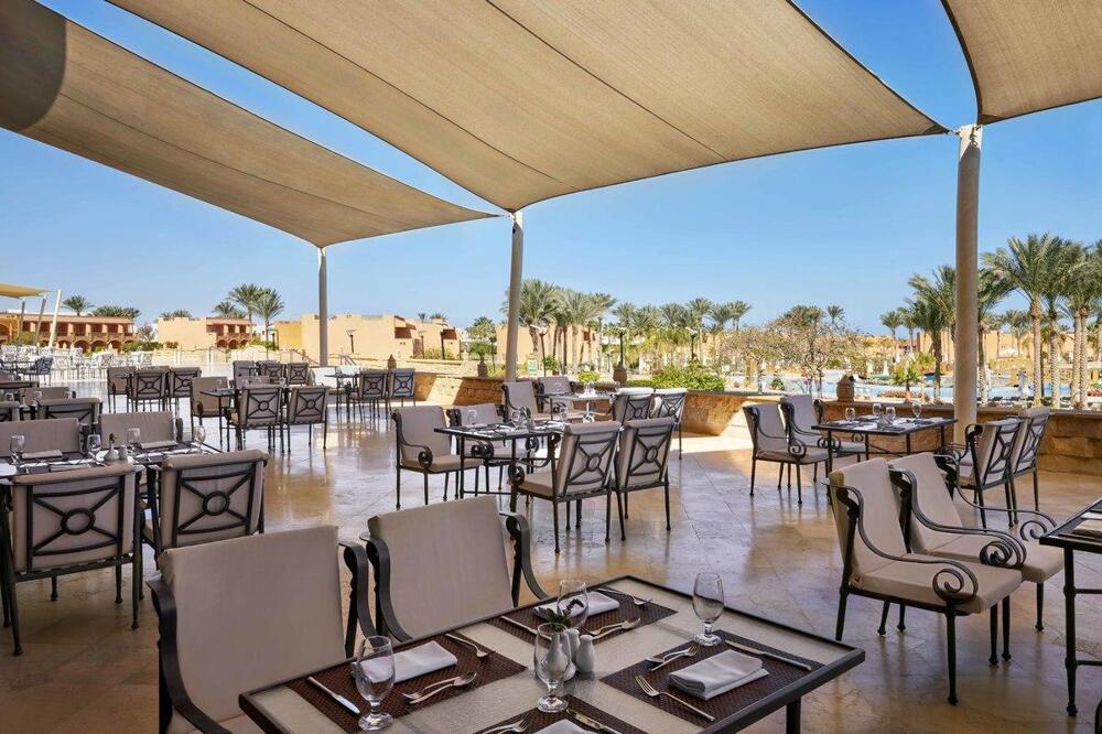 Foto de restauración de Hotel Jaz Grand Marsa