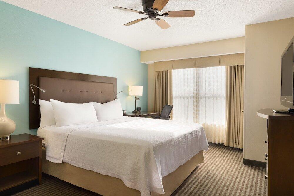 Room – Hotel Homewood Suites by Hilton Grand Rapids