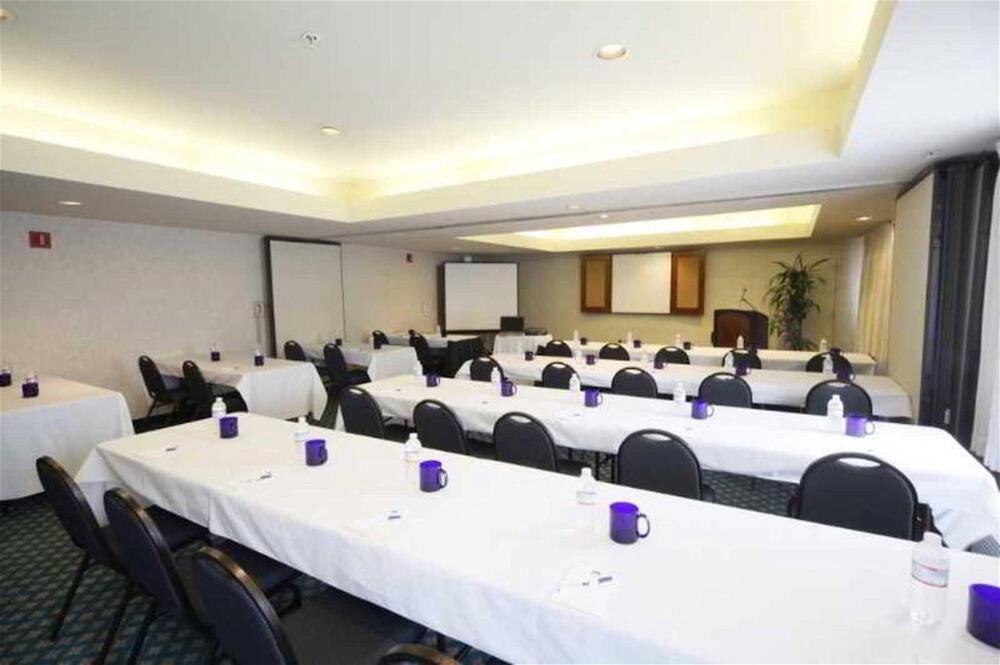 Foto general de Hotel Executive Inn &amp;amp; Suites Oakland
