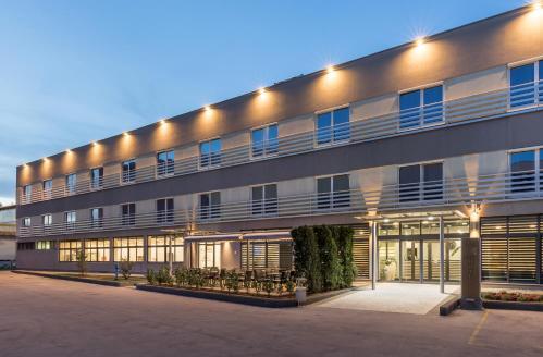 Foto del exterior de Hotel Mondo