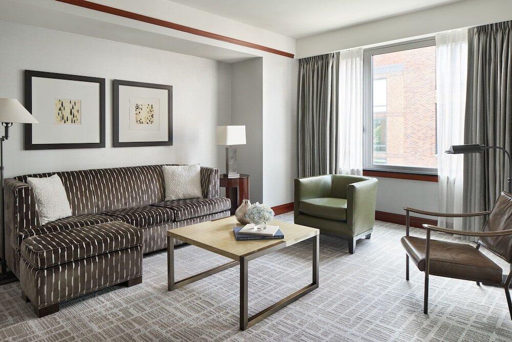 Foto de una habitación de Hotel The Ritz-Carlton Georgetown, Washington, D.C.