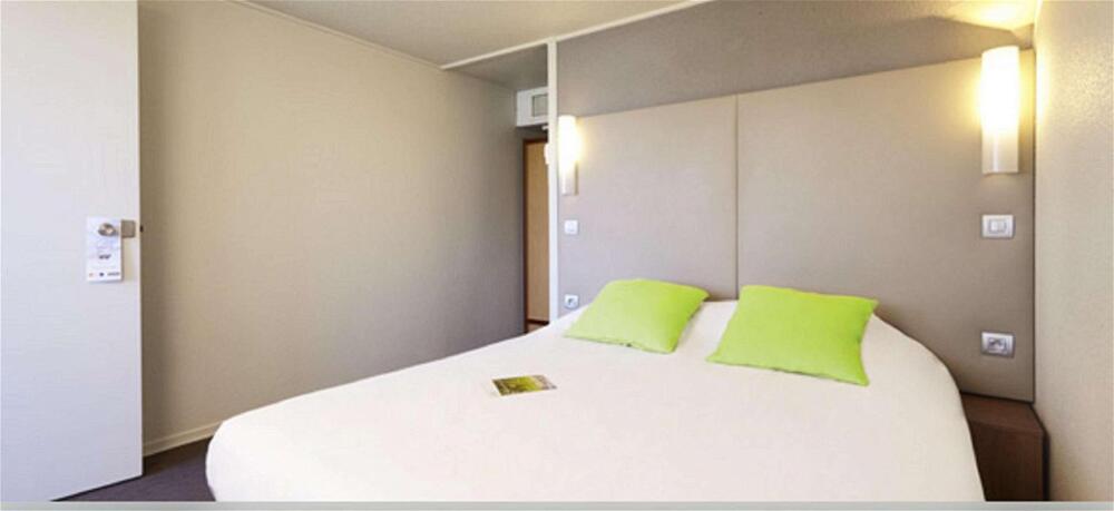 Foto di una camera da Hotel Campanile Bordeaux Sud Hopital Haut Leveque - Pessac