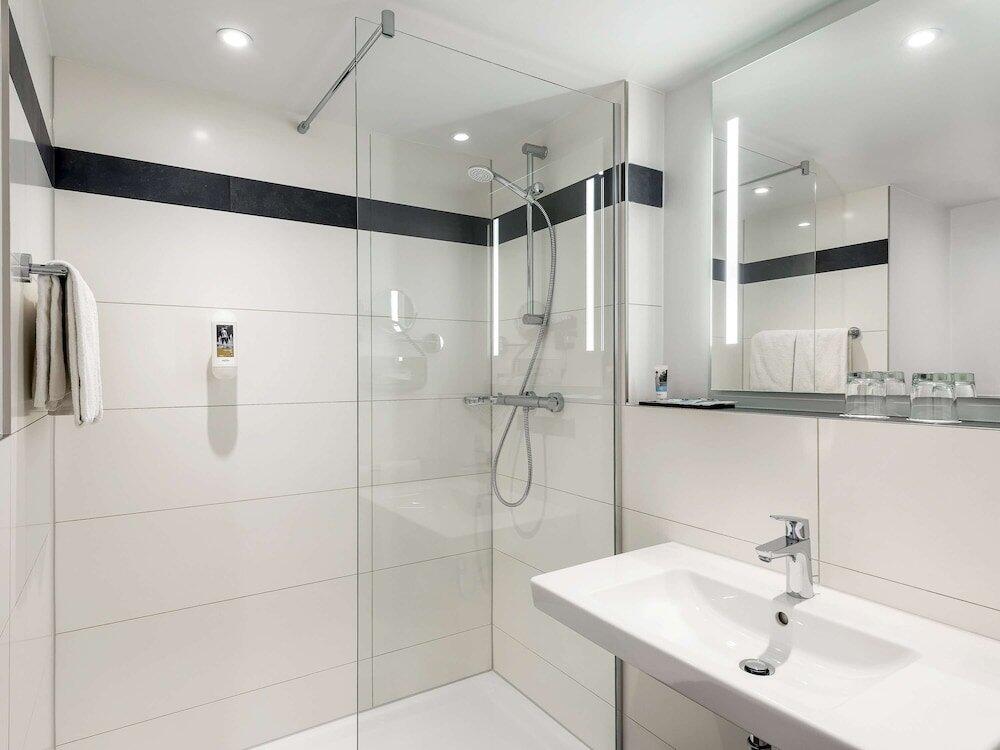 Foto del baño de Mercure Hotel Bielefeld Johannisberg