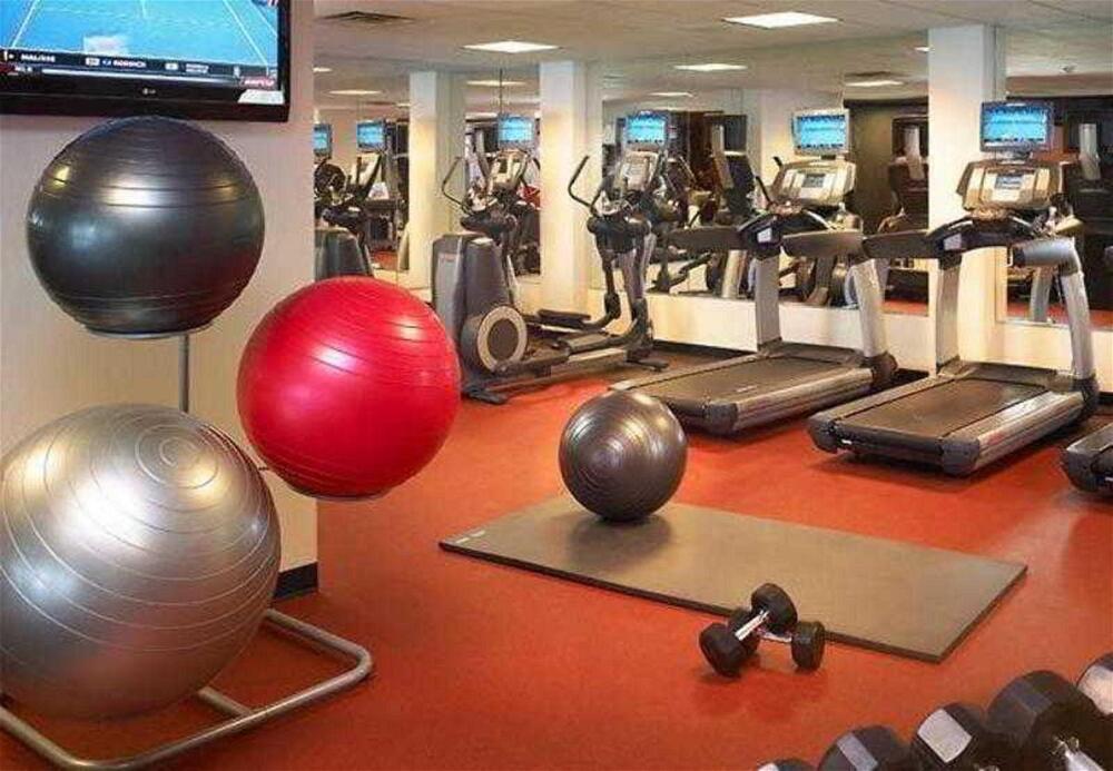 Foto de los servicios de Hotel Wyndham Cleveland Airport
