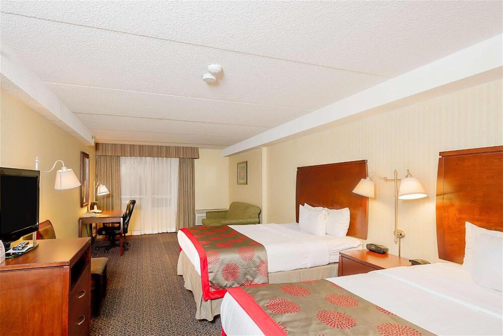 Foto de una habitación de Hotel Ramada by Wyndham Niagara Falls by the River