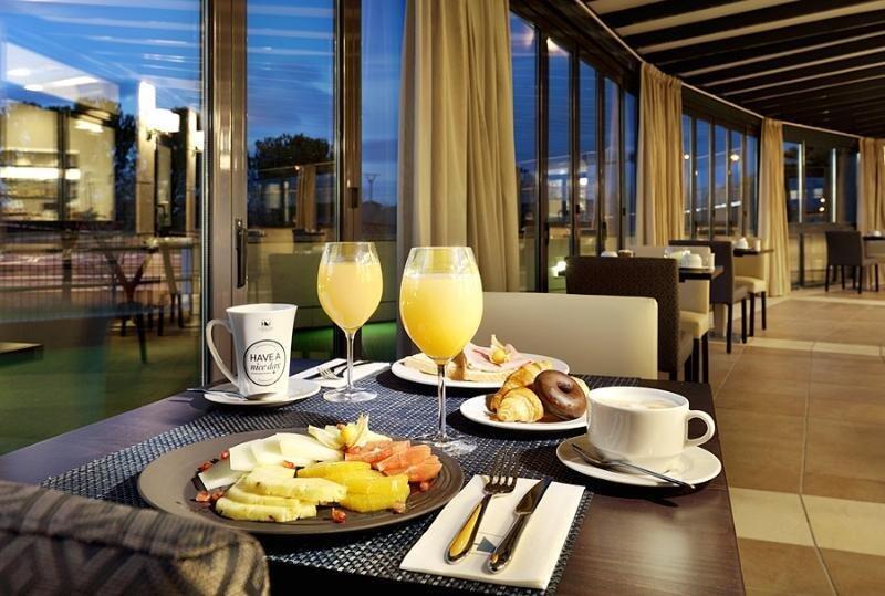 Foto general de Hotel Eurostars Madrid Foro