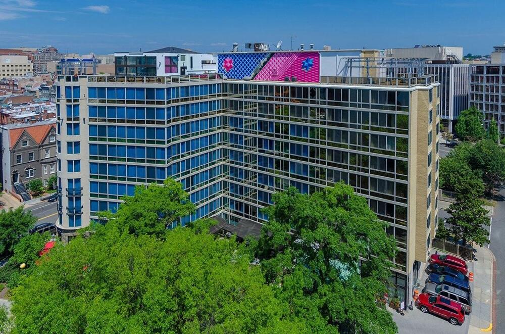 Foto del exterior de Beacon Hotel &amp;amp; Corporate Quarters