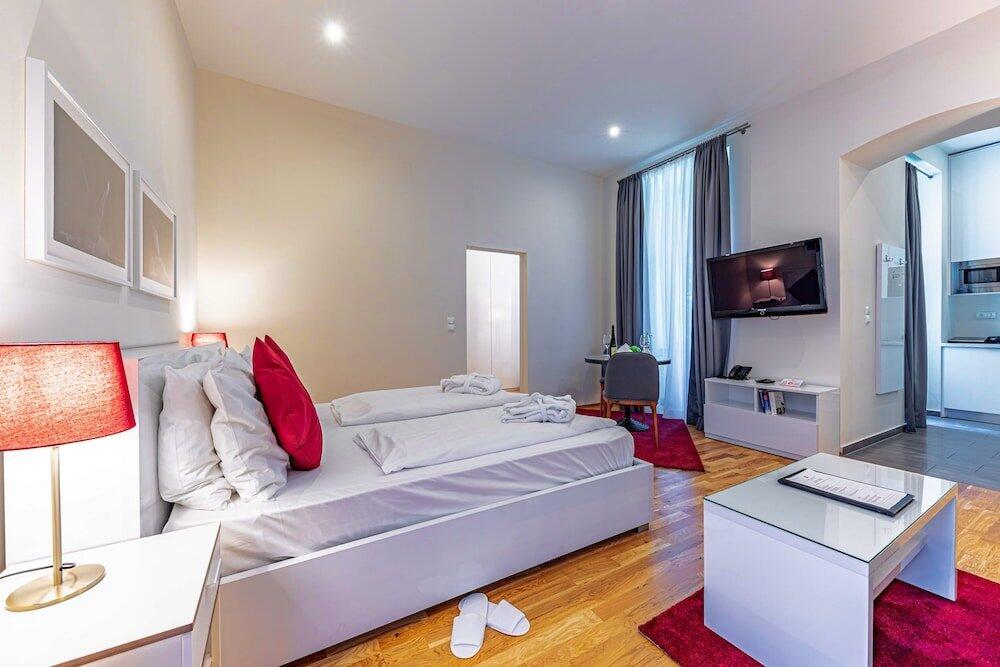 Foto de una habitación de The Levante Rathaus Apartments