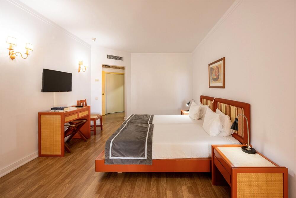 Foto de una habitación de Clube do Lago Hotel