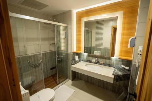Foto del baño de Complejo Club Tuana Fethiye
