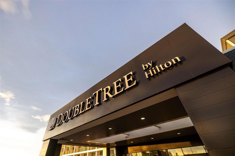 Foto del exterior de Clarion Hotel &amp;amp; Conference Centre