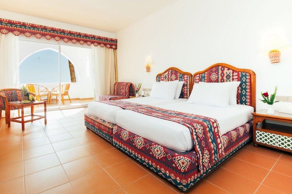 Foto de una habitación de Complejo Domina Coral Bay Resort, Diving , Spa &amp;amp; Casino