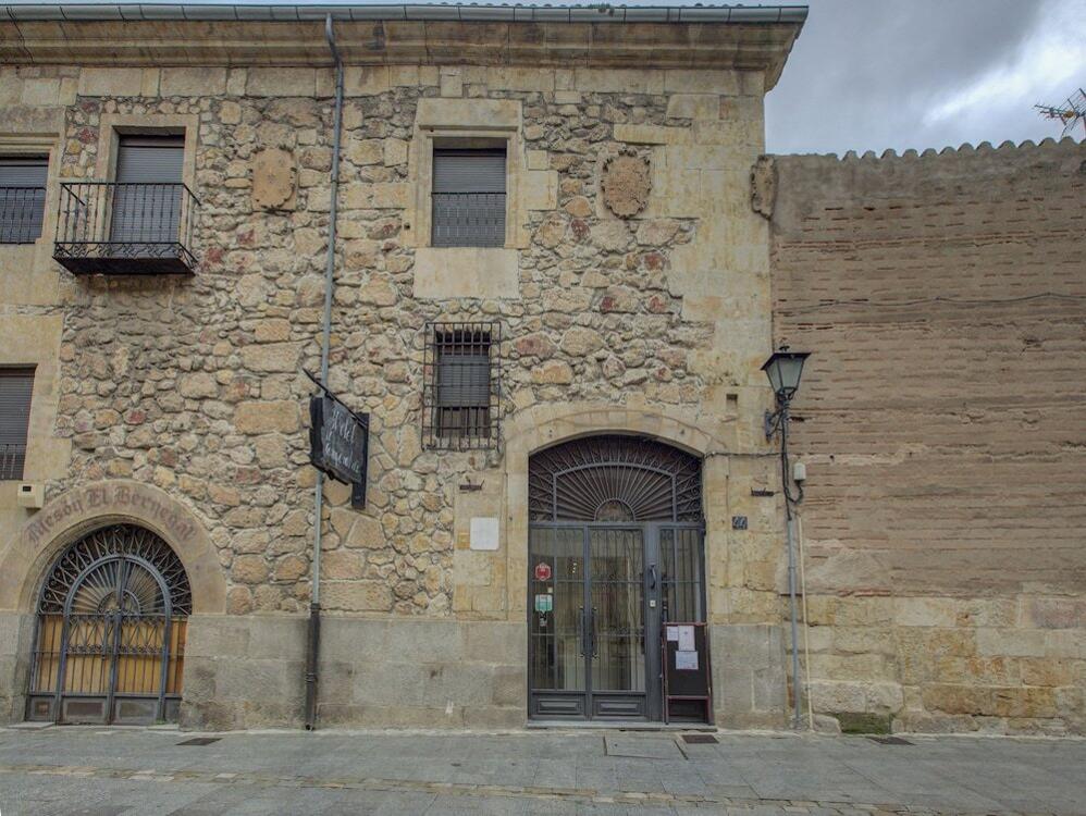 Foto del exterior de Hotel Emperatriz I