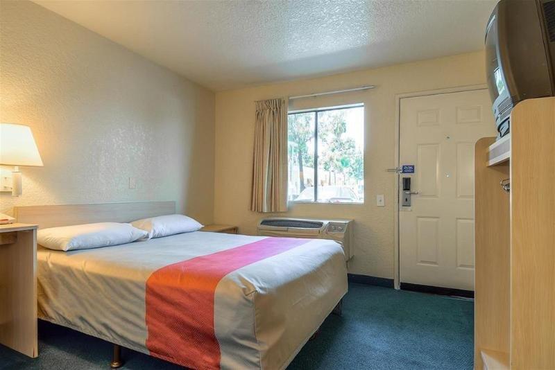 Foto general de Motel 6-Buena Park, CA - Knotts Berry Farm - Disneyland