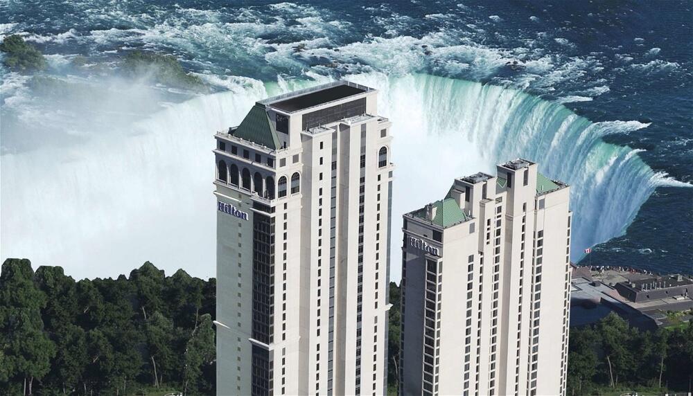Foto del exterior de Hilton Niagara Falls/ Fallsview Hotel and Suites