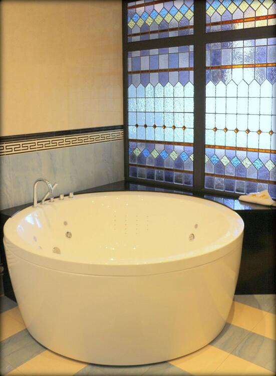 Foto de una habitación de Hotel Best Western Le Cheval Blanc -Centre- Vieux Port