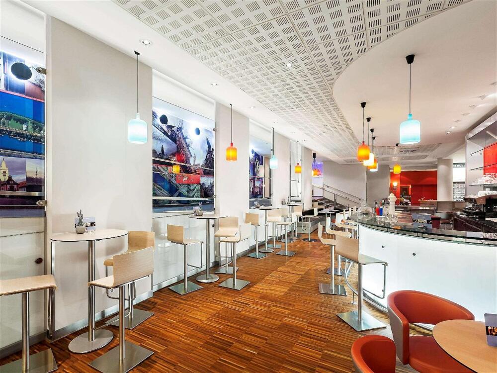 Foto general de Hotel ibis Praha Old Town
