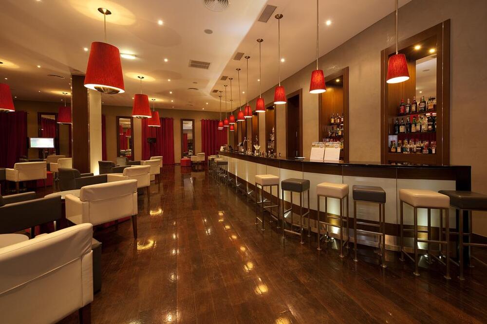 Foto de los servicios de Hotel Vila Gale Santa Cruz