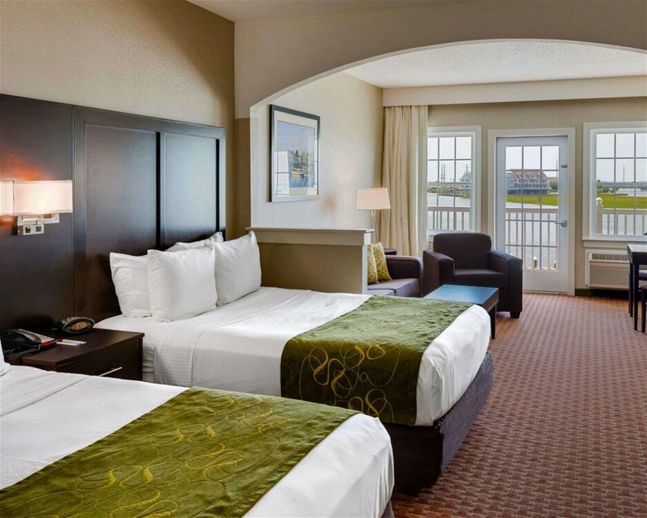 Foto de una habitación de Hotel Comfort Suites Chincoteague Island Bayfront Resort