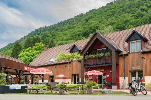 Foto de restauración de Auberge et Chalets de la Wormsa
