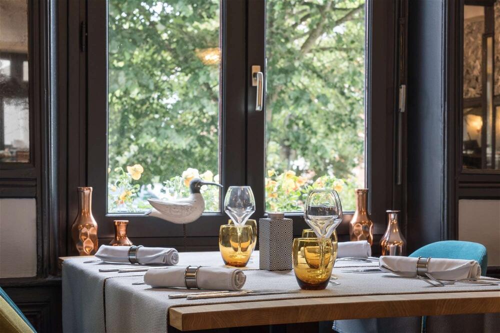 Foto de restauración de The Originals Boutique, Hôtel La Colonne de Bronze, Saint-Valéry-sur-Somme (Inter-Hotel)