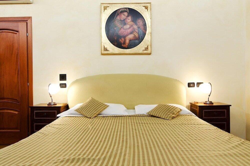 Foto de una habitación de Cenci Bed &amp;amp; Breakfast Fontana di Trevi