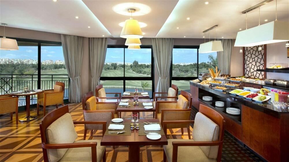 Foto de los servicios de Hotel Hilton Pyramids Golf