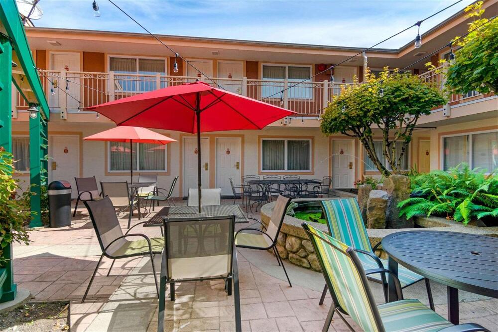 Foto de las zonas nobles de Hotel Econo Lodge Inn &amp;amp; Suites