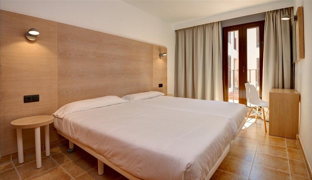 Foto de una habitación de Aparthotel Protur Floriana Resort 3* SUP