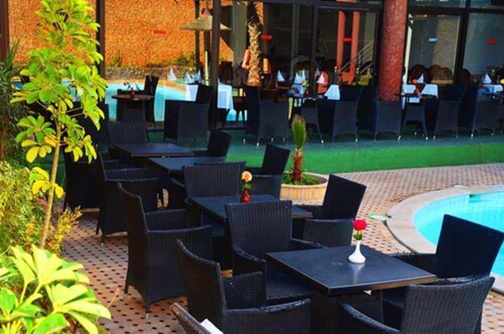 Foto de restauración de Omega Hotel Agadir