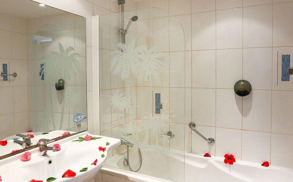 Foto del baño de Hotel Eden Star Resort