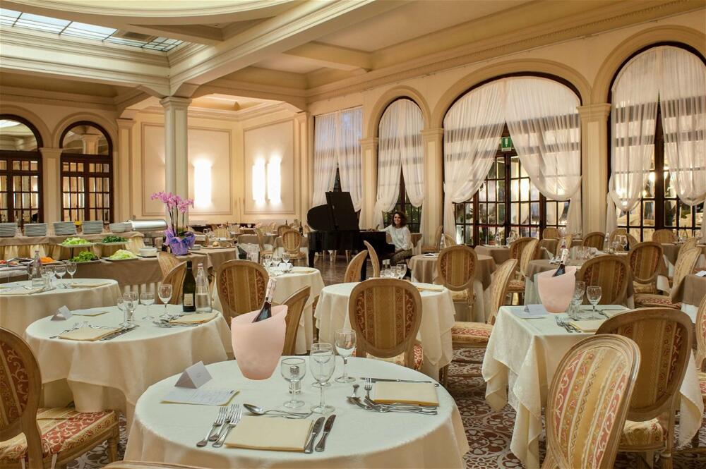 Foto de restauración de Grand Hotel Royal