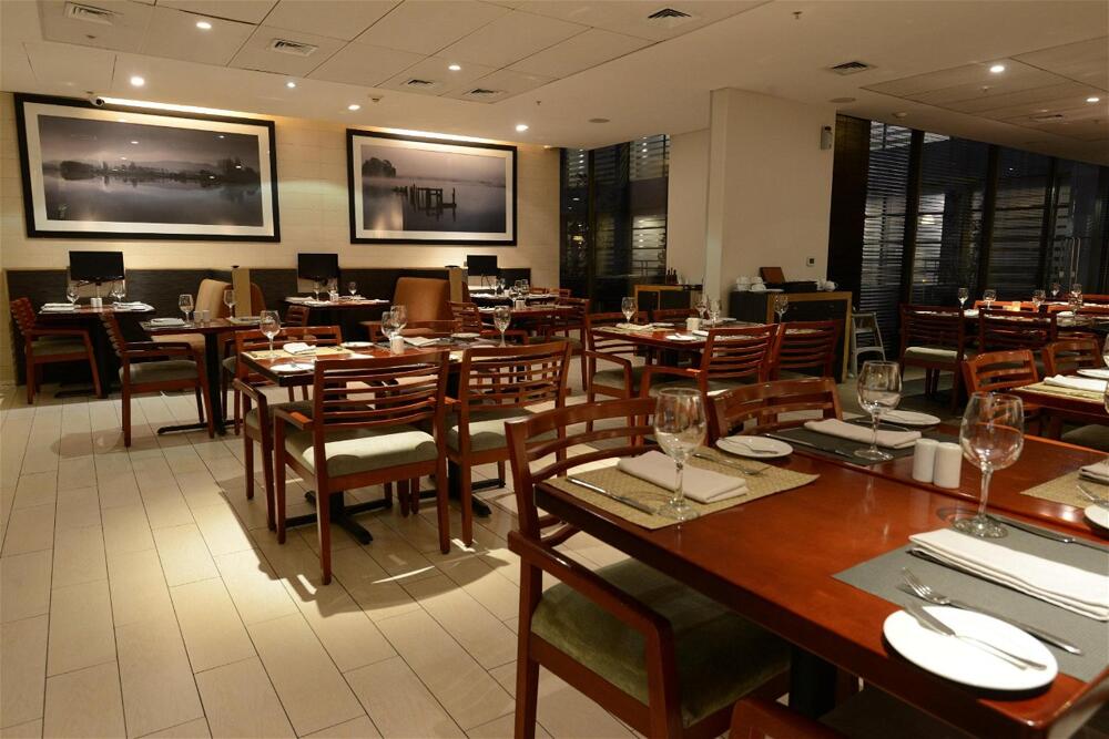 Foto general de Holiday Inn Santiago - Airport Terminal, an IHG Hotel