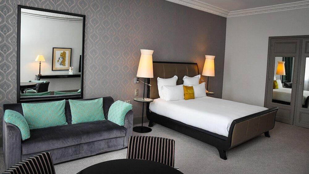 Foto de una habitación de Le Grand Hôtel Cabourg - MGallery