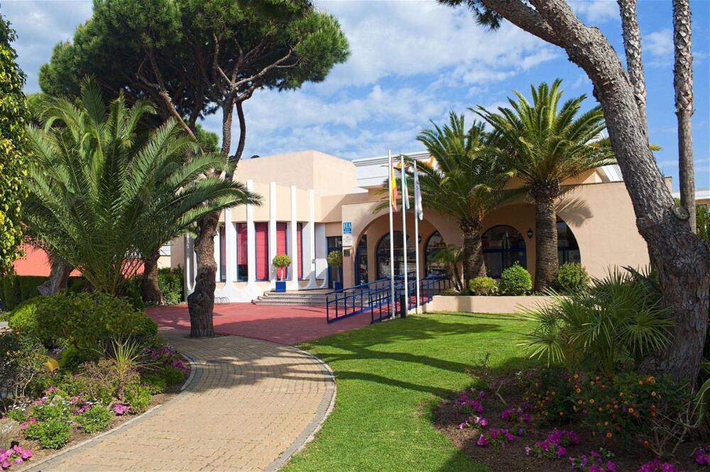 Foto del exterior de Sol Sancti Petri Aparthotel
