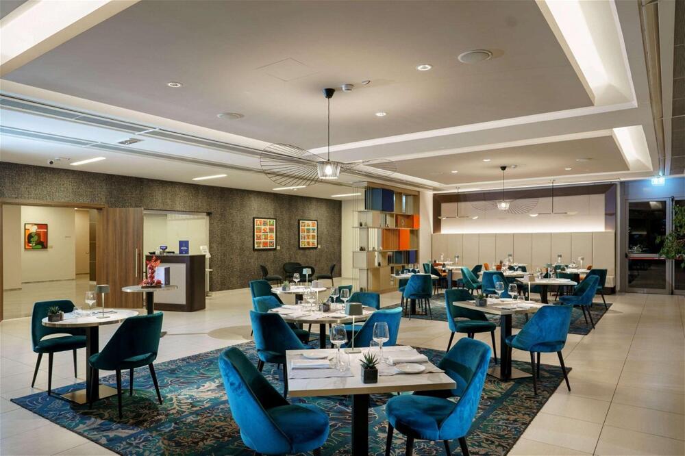 Foto de restauración de Hotel Doubletree by Hilton Milan Malpensa Solbiate Olona